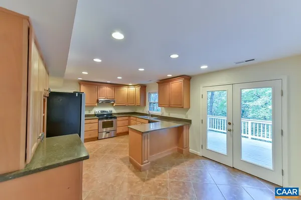 $3,000 | 1012 Wildmere Place, Charlottesville, VA 22901