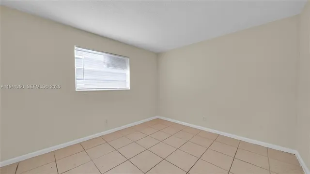 $3,900 | 5225 Mayo Street, Hollywood, FL 33021