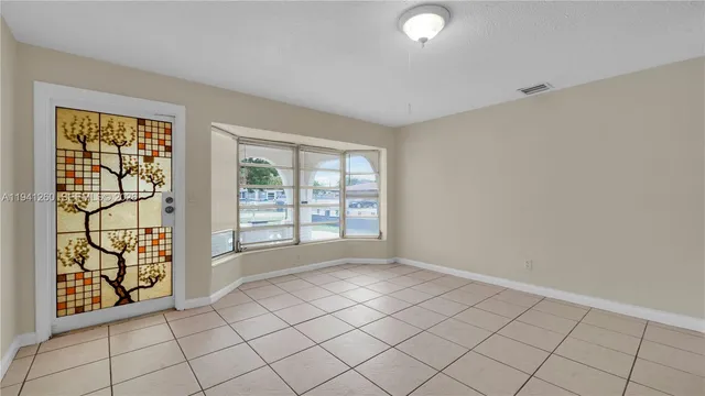 $3,900 | 5225 Mayo Street, Hollywood, FL 33021