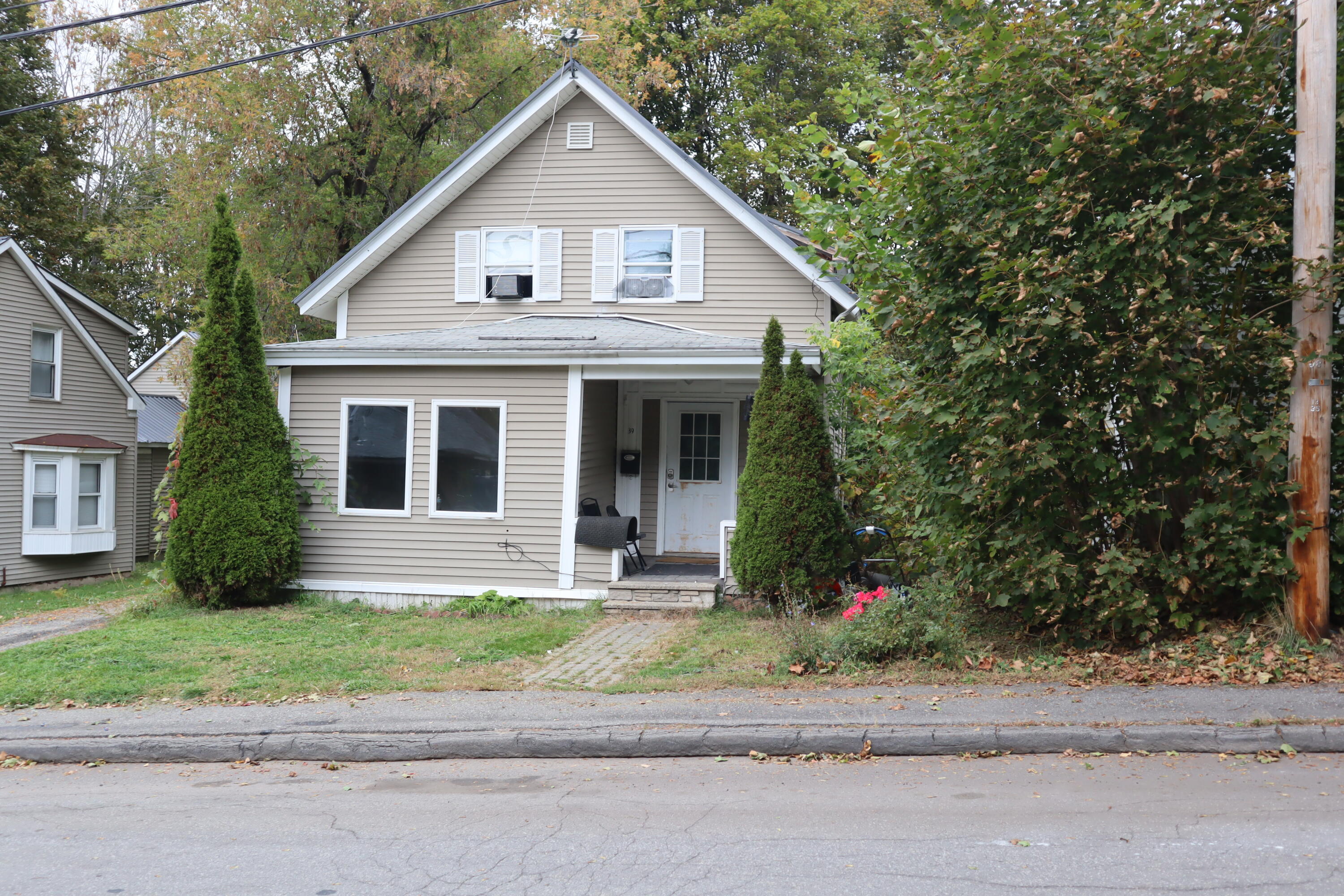 39 Eastern Avenue Augusta, ME 04330 - Photo 1 of 27 IMG_1121