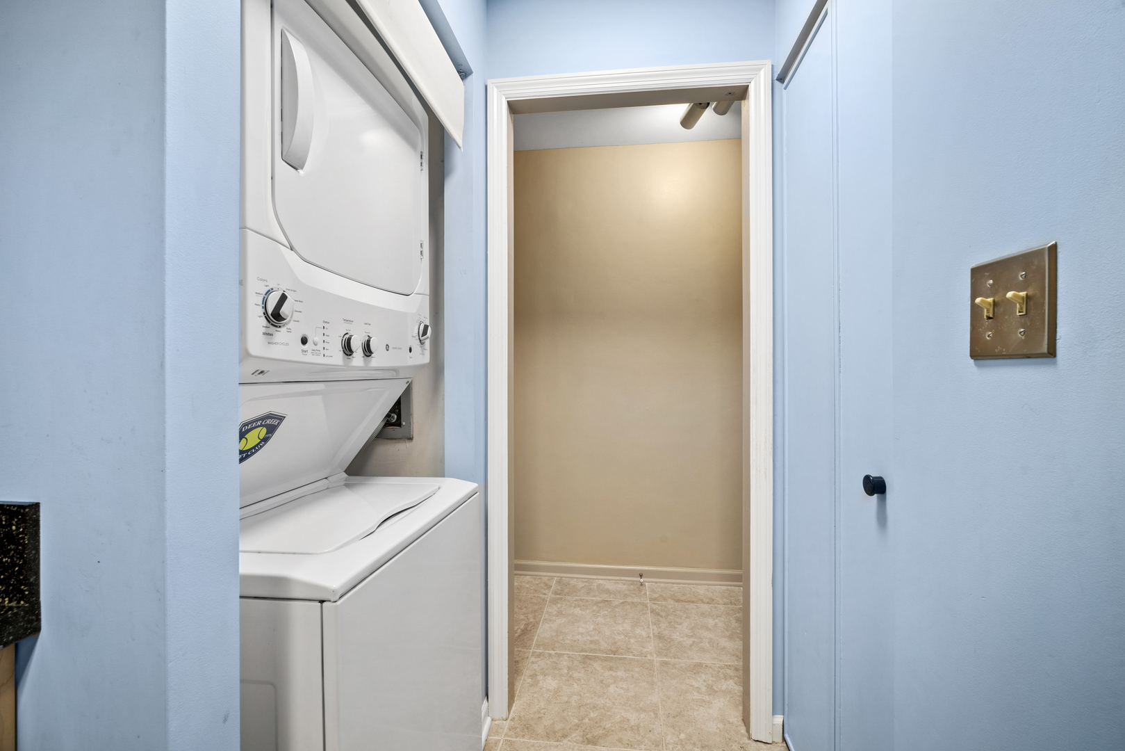 1671 Mission Hills Road, Unit 206 Northbrook, IL 60062 - Photo 5 of 17