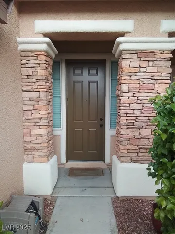 $2,600 | 4826 Sequoia Tree Avenue, Las Vegas, NV 89139