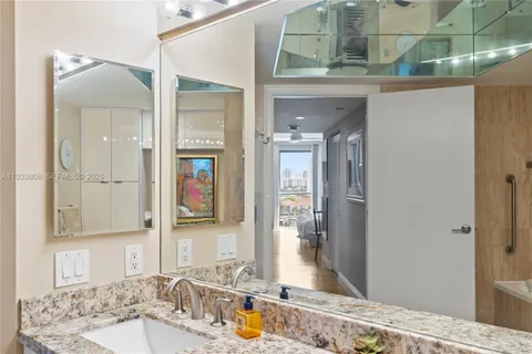 $649,000 | 3598 Yacht Club Drive, Unit 1003, Aventura, FL 33180