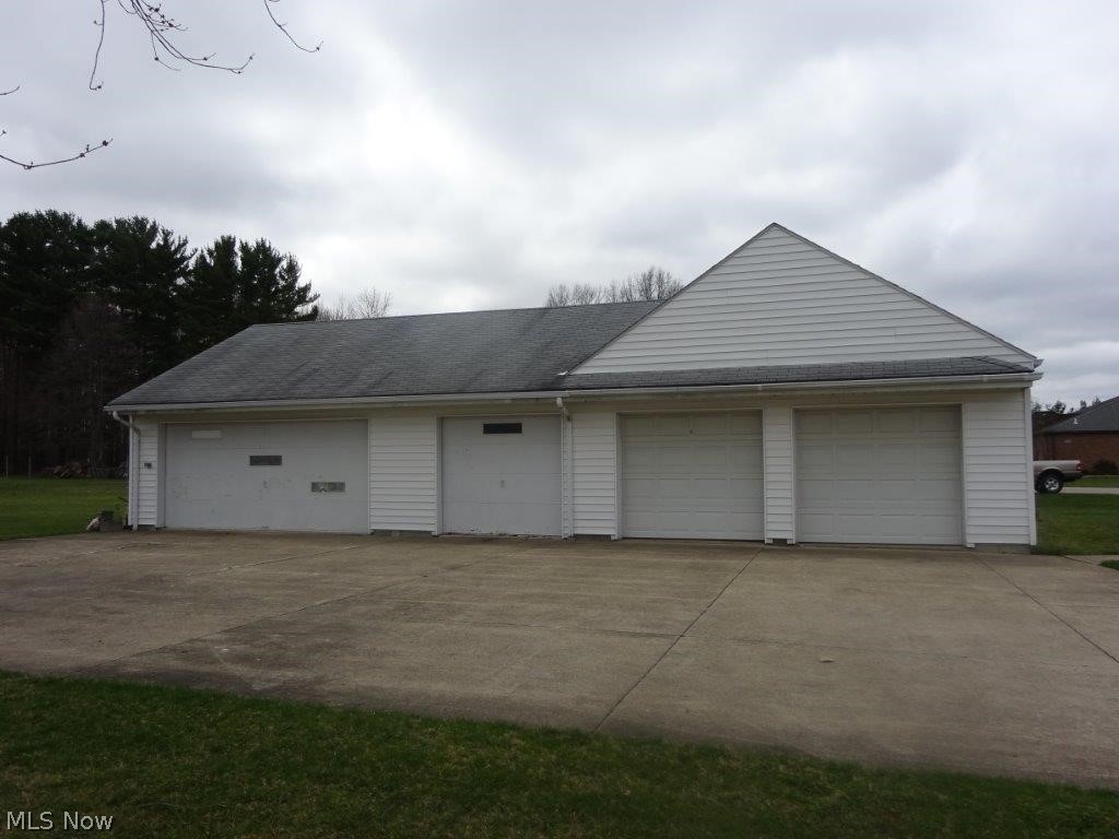 14219 Sprague Road Strongsville, OH 44136 - Photo 7 of 29 Gallery Image 7