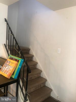 70 Brookshire Road Sicklerville, NJ 08081 - Photo 12 of 20 Stairs