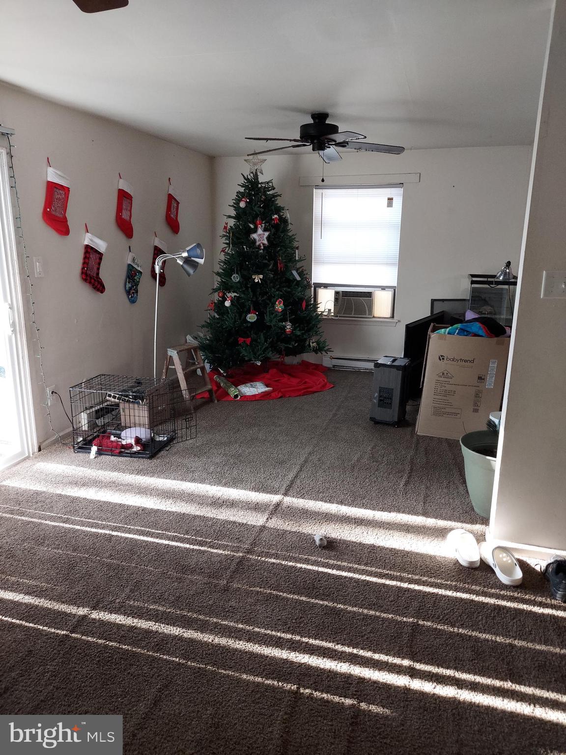 70 Brookshire Road Sicklerville, NJ 08081 - Photo 2 of 20 Great room/living room