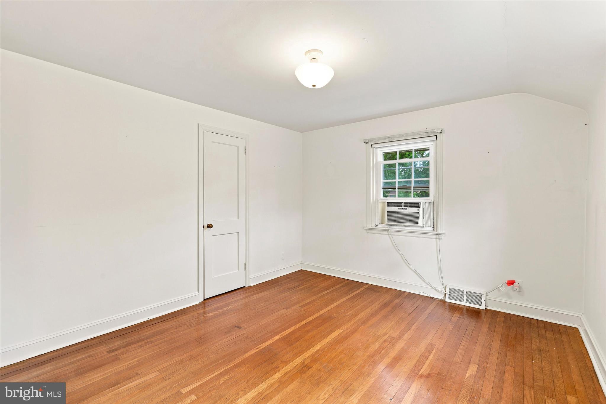 233 Arlingham Road Flourtown, PA 19031 - Photo 18 of 37 Gallery Image 18