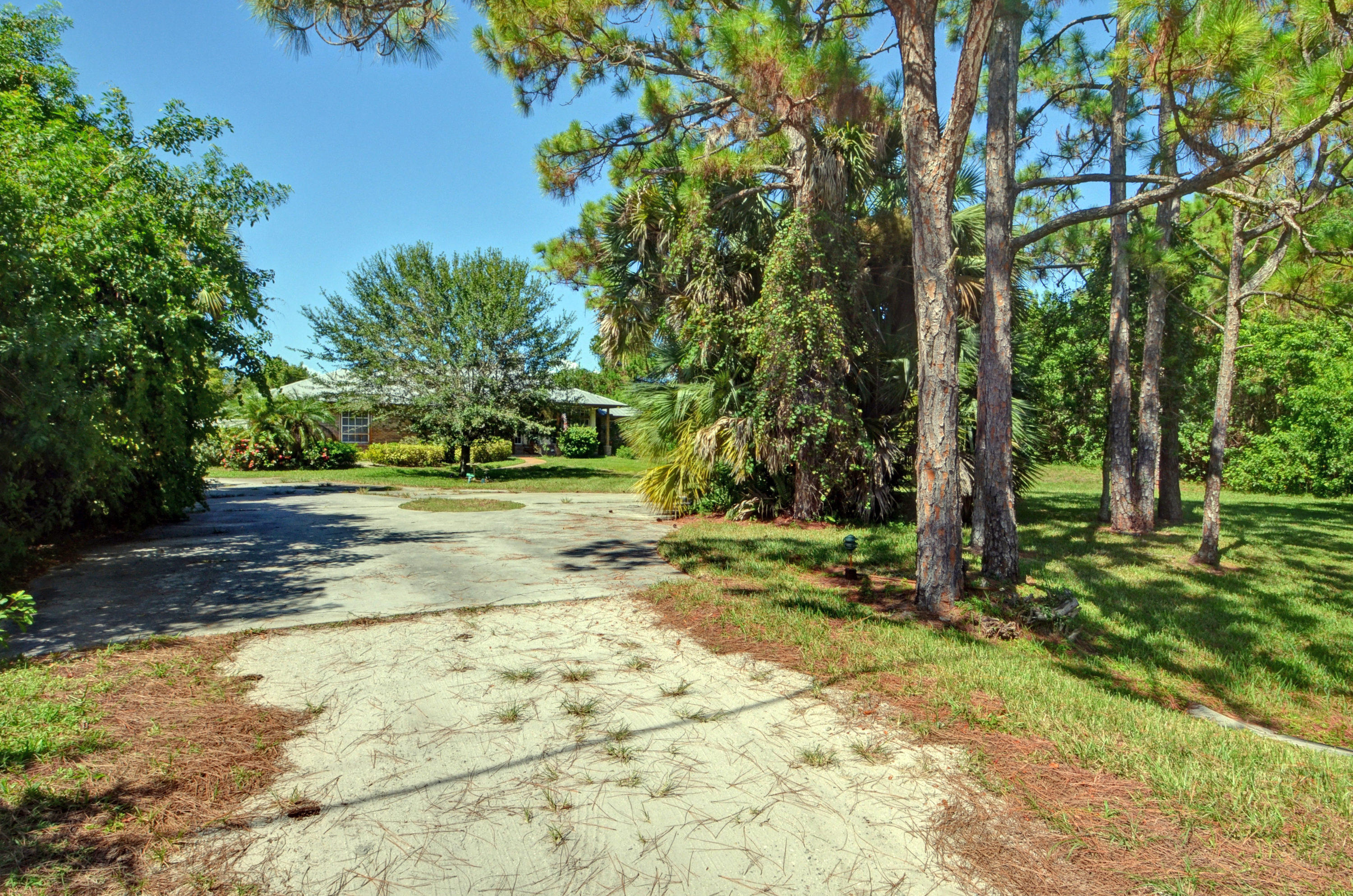 2050 Tilton Road Port St. Lucie, FL 34952 - Photo 3 of 37 _21