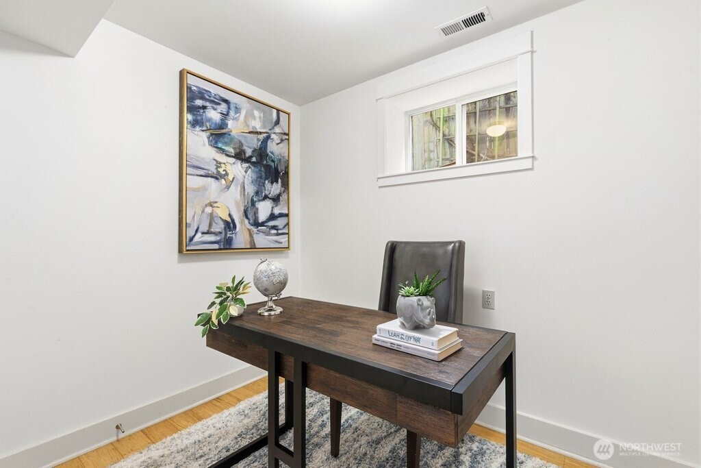 108 North 54th Street Seattle, WA 98103 - Photo 27 of 36