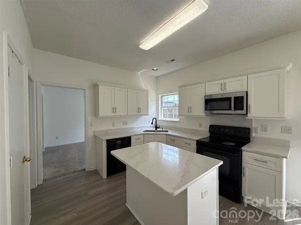 $1,900 | 1207 Joannas Court, Charlotte, NC 28214