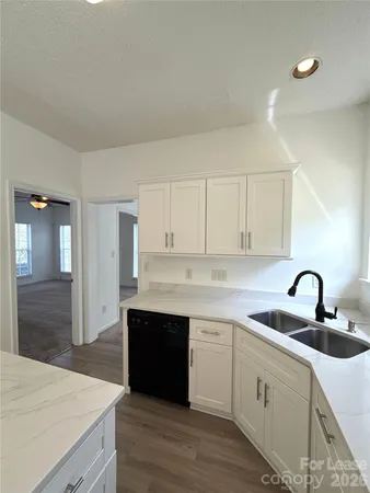 $1,900 | 1207 Joannas Court, Charlotte, NC 28214