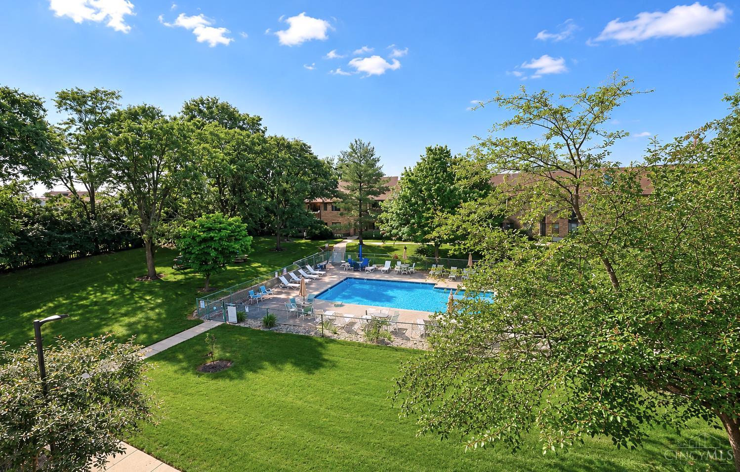 7645 Montgomery Road, Unit 10 Cincinnati, OH 45236 - Photo 17 of 23 Gallery Image 17
