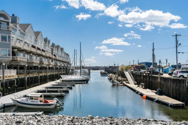 $868,000 | 603 Chandlers Wharf, Unit 603, Portland, ME 04101