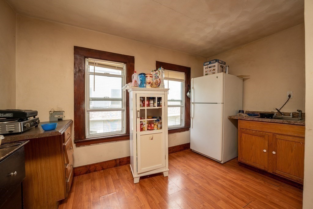 48-50 Lester Street Springfield, MA 01108 - Photo 35 of 41