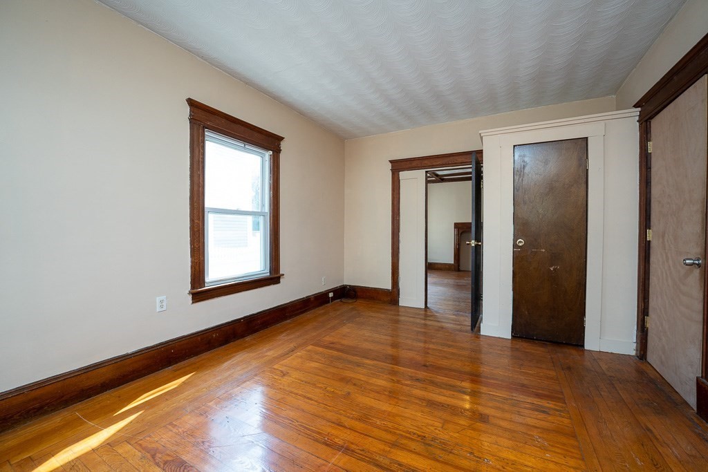 48-50 Lester Street Springfield, MA 01108 - Photo 8 of 41