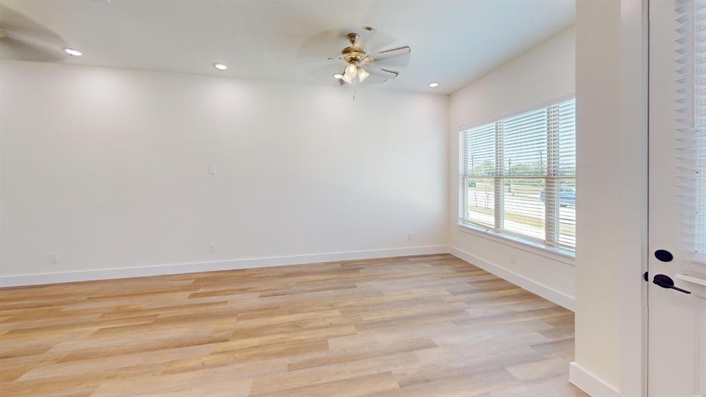 313 Buck Ridge Drive Frisco, TX 75068 - Photo 6 of 20 Empty room