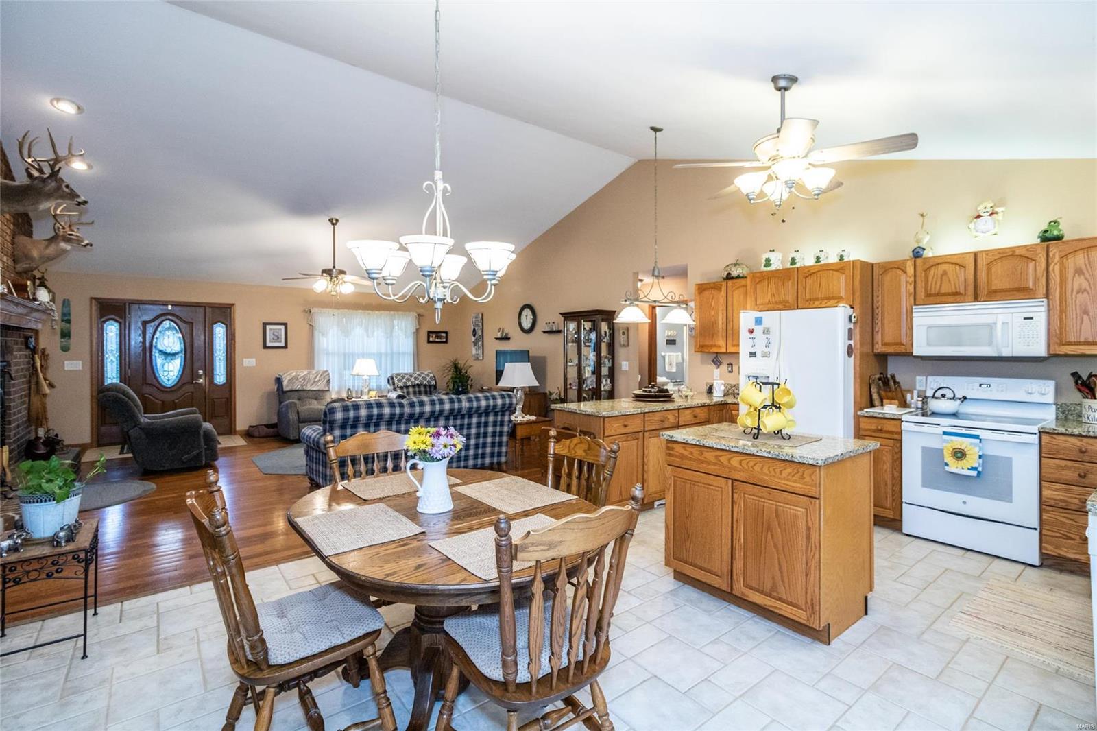 14068 Buff Road Festus, MO 63028 - Photo 16 of 93