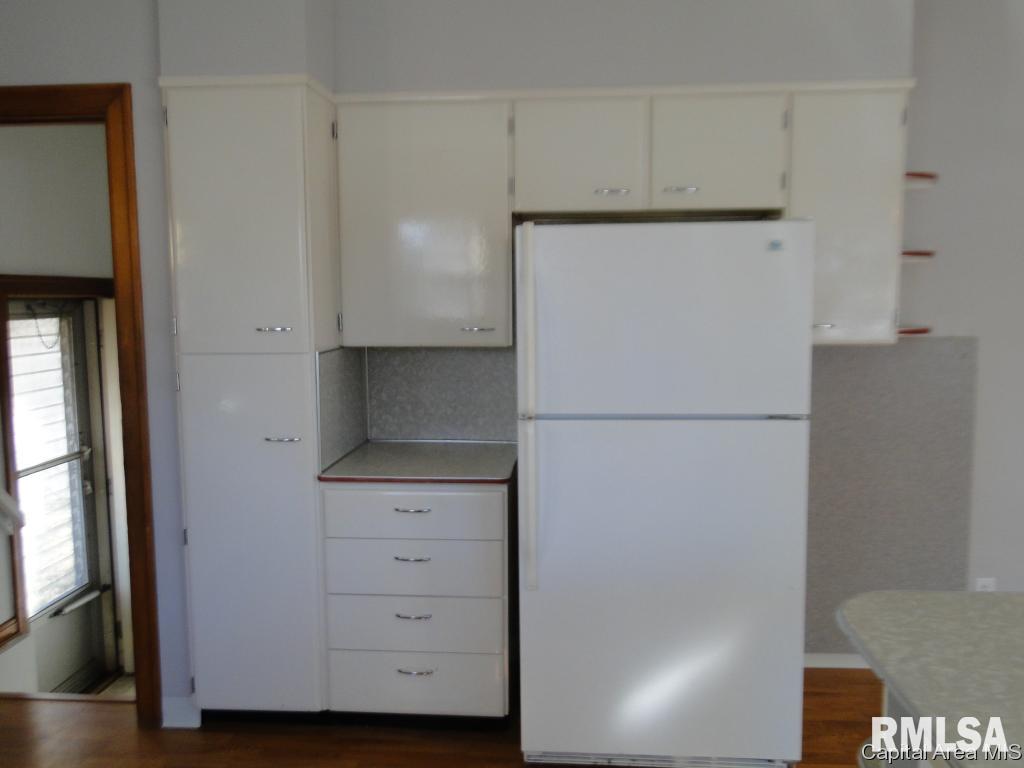 2101 North 19th Street Springfield, IL 62702 - Photo 6 of 17