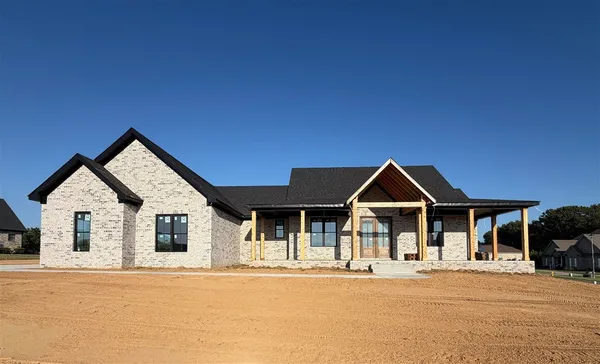 $747,900 | 1116 Bennington Place, Franklin, KY 42134