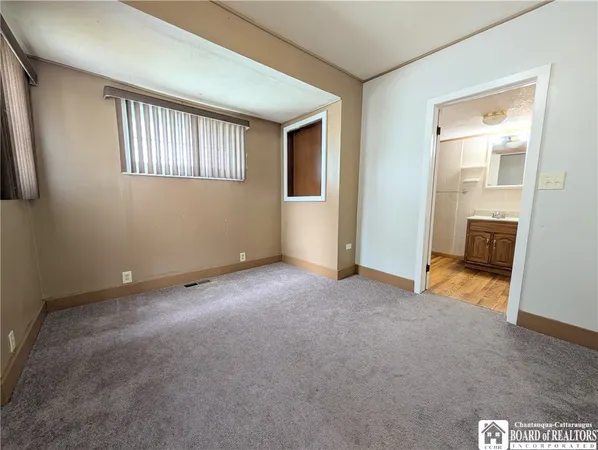 $140,000 | 2802 Elmhurst Avenue, Ellicott, NY 14701