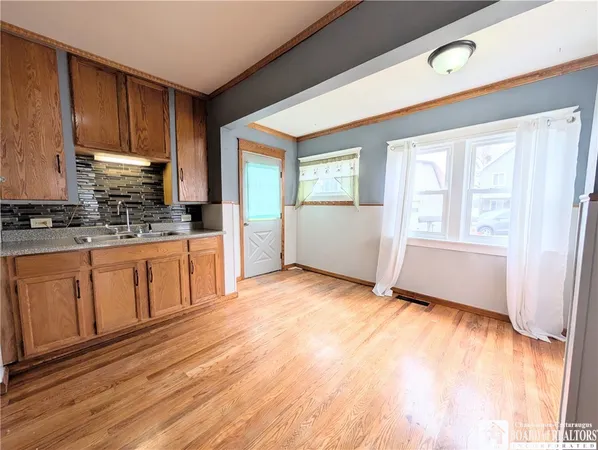 $140,000 | 2802 Elmhurst Avenue, Ellicott, NY 14701