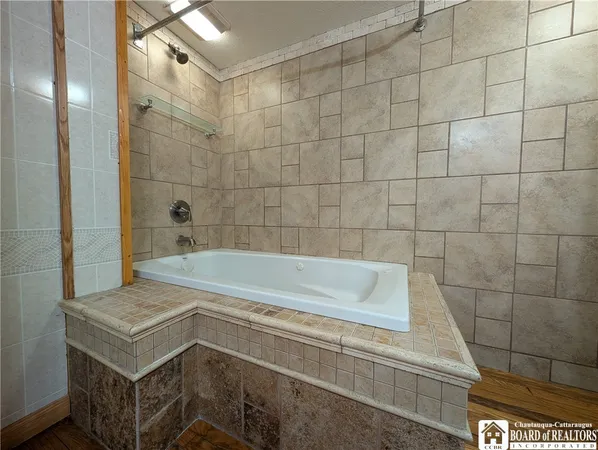 $140,000 | 2802 Elmhurst Avenue, Ellicott, NY 14701