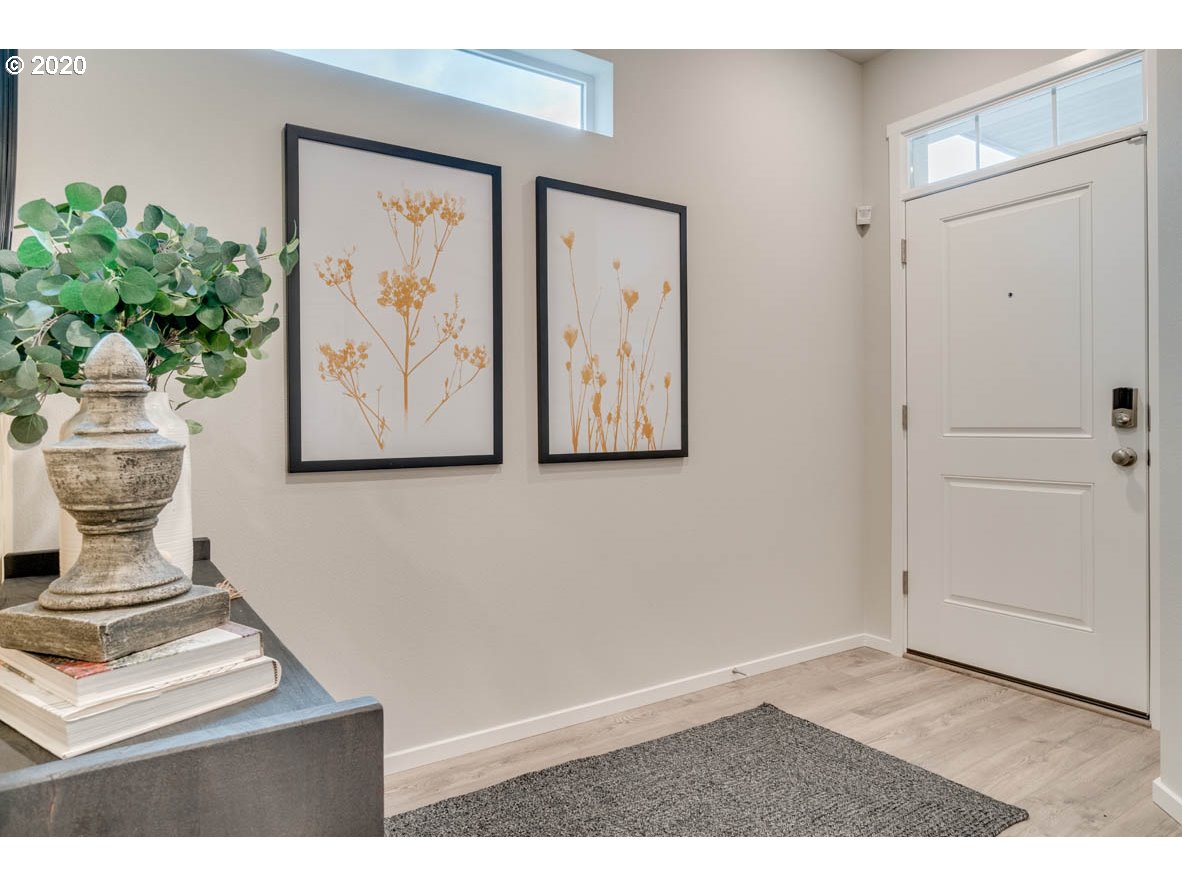 9436 North Chestnut Street Camas, WA 98607 - Photo 3 of 28 Gallery Image 3