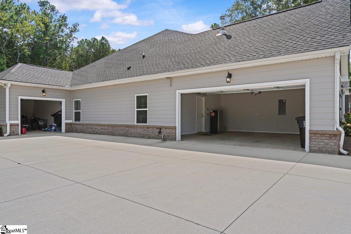 5 Trollingwood Way Pelzer, SC 29669 - Photo 31 of 35