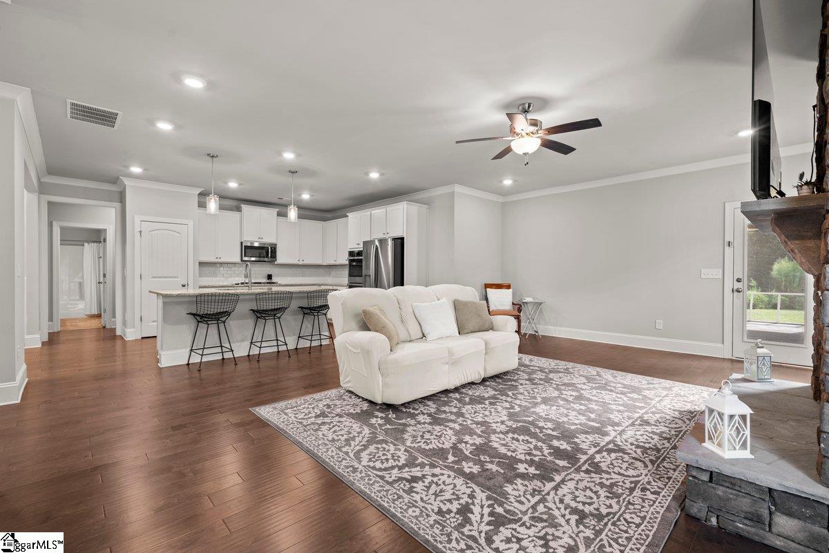 5 Trollingwood Way Pelzer, SC 29669 - Photo 7 of 35