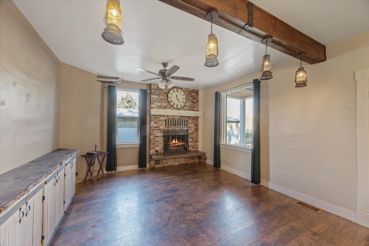 2621 North Colville Road Spokane, WA 99224 - Photo 4 of 48