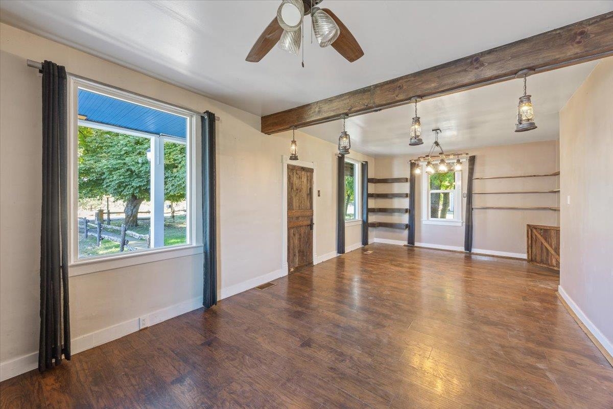 2621 North Colville Road Spokane, WA 99224 - Photo 8 of 48