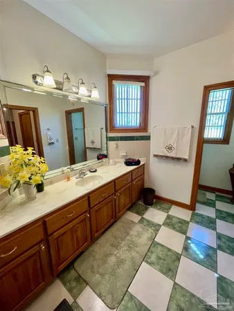 $799,900 | 5221 Barrineau Park School Road, Molino, FL 32577