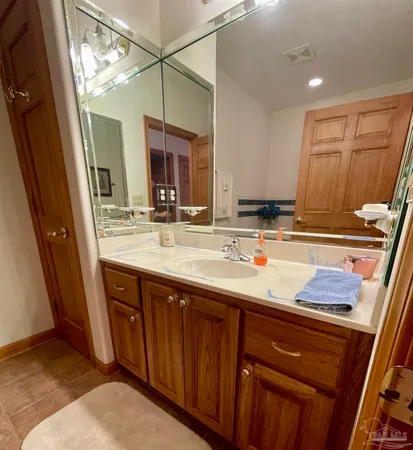 $799,900 | 5221 Barrineau Park School Road, Molino, FL 32577