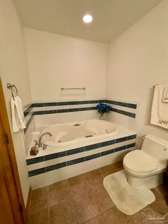 $799,900 | 5221 Barrineau Park School Road, Molino, FL 32577