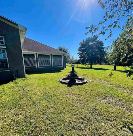 $995,000 | 5221 Barrineau Park School Road, Molino, FL 32577