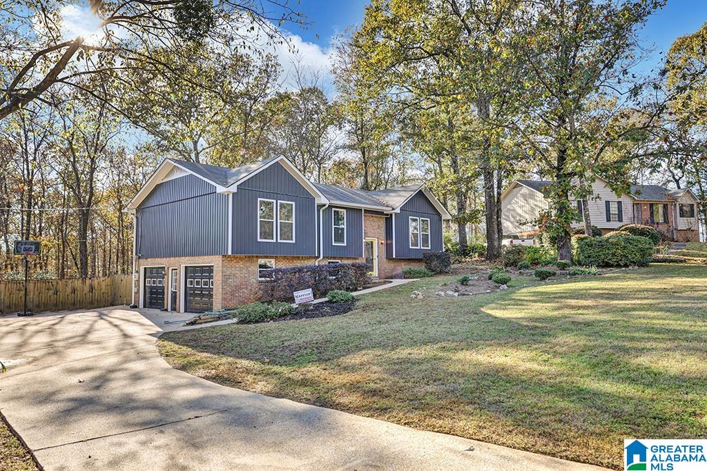 137 Forest Ridge Road Alabaster, AL 35114 - Photo 3 of 12