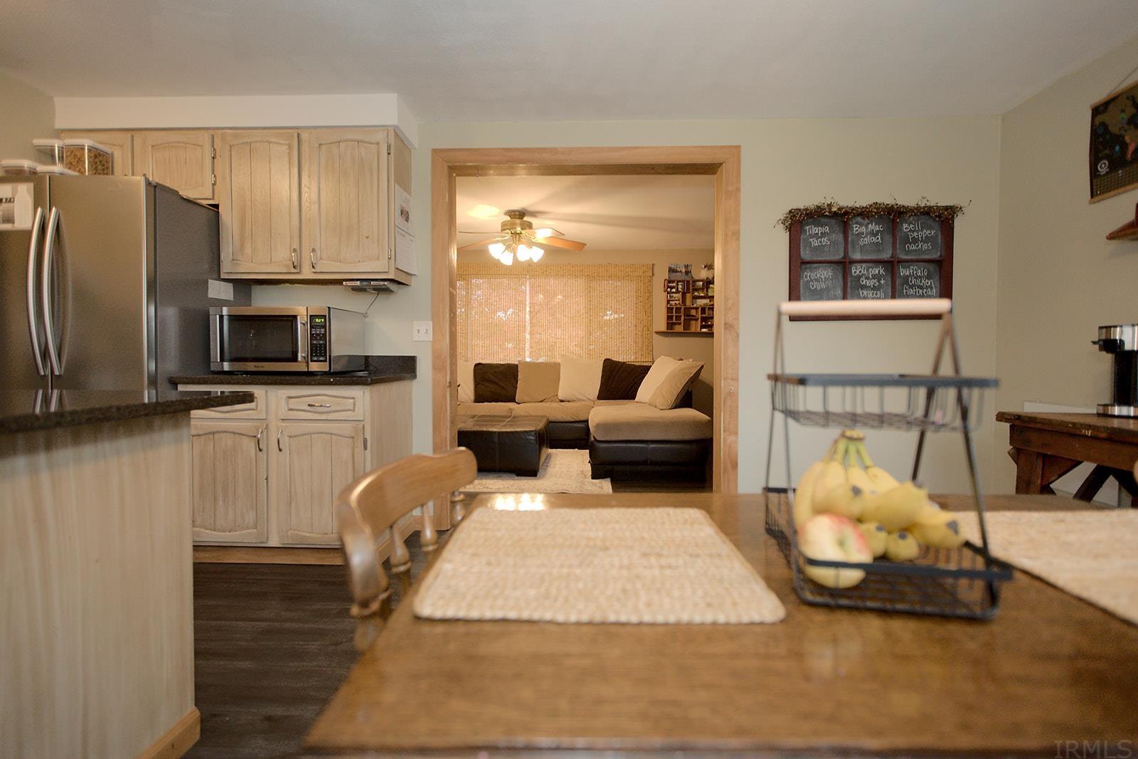408 Syracuse Webster Road Syracuse, IN 46567 - Photo 10 of 33 Gallery Image 10