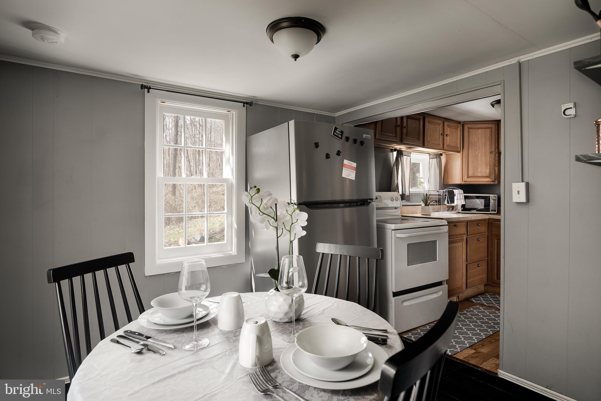 4499 Crooked Run Road Mount Jackson, VA 22842 - Photo 4 of 27