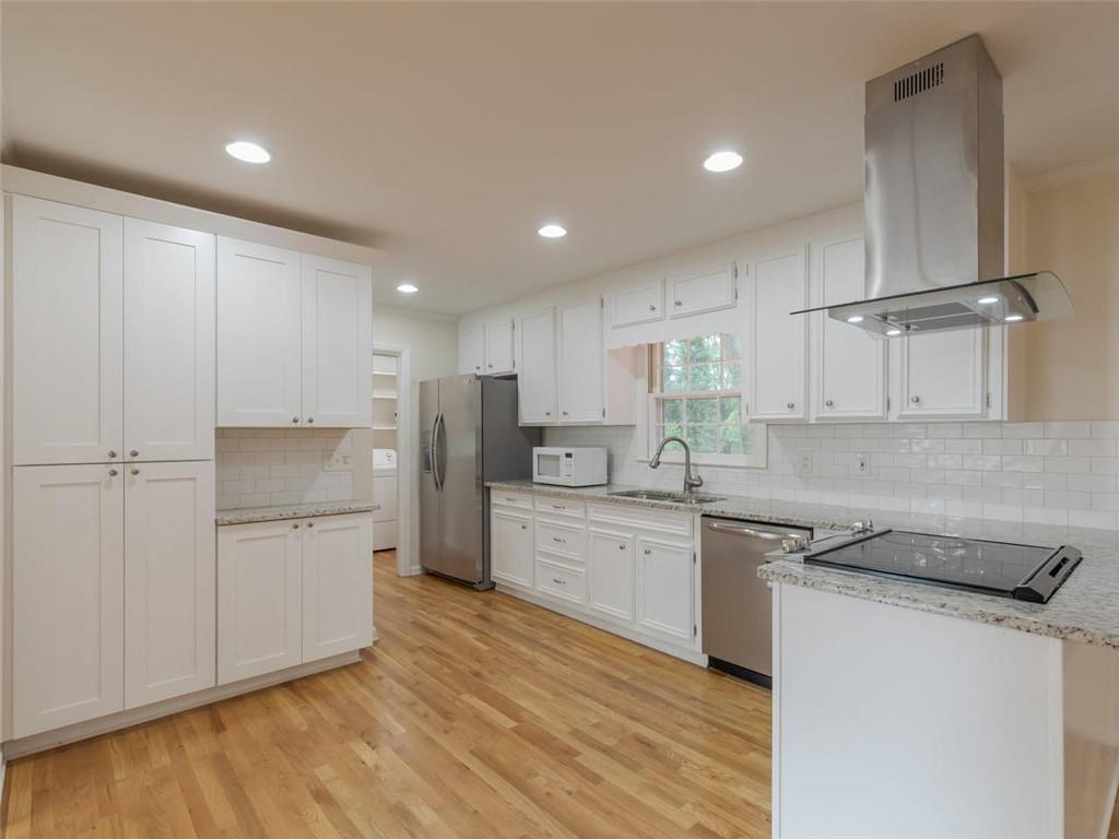 1110 Grimes Bridge Road Roswell, GA 30075 - Photo 10 of 31