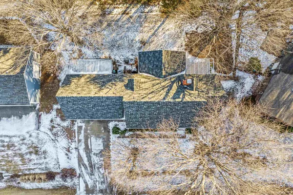 $440,000 | 715 Country Club Drive, Newton, KS 67114