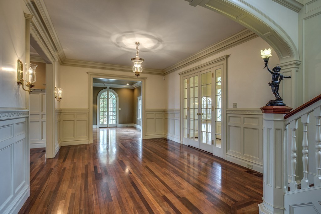 7 Percy Road Lexington, MA 02421 - Photo 8 of 29 a view of gallery with wooden floor