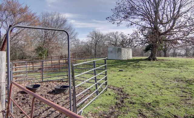 $430,000 | 342 Rscr 3345, Emory, TX 75440