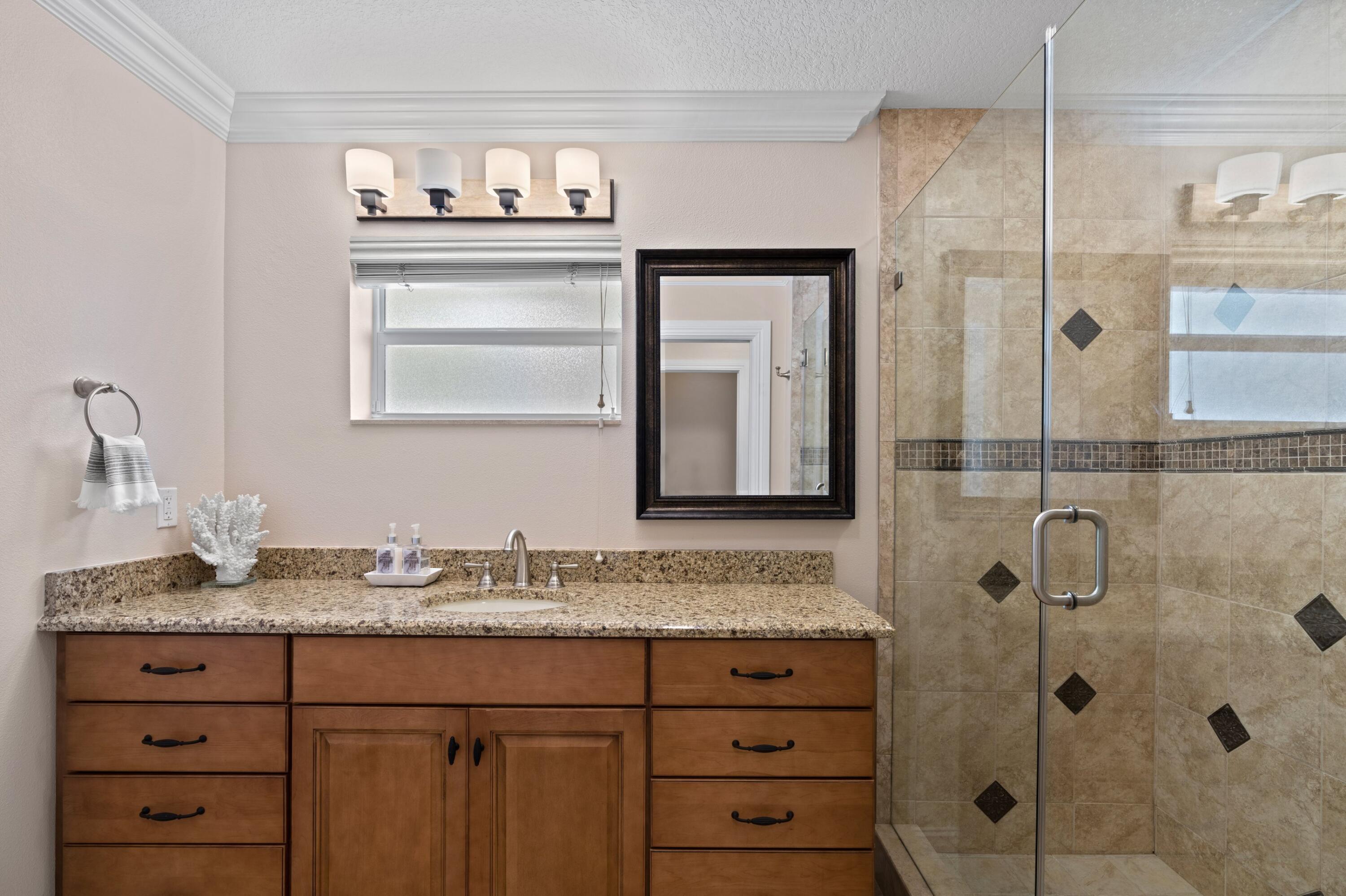 1802 North R St Lake Lake Worth Beach, FL 33460 - Photo 25 of 51 26