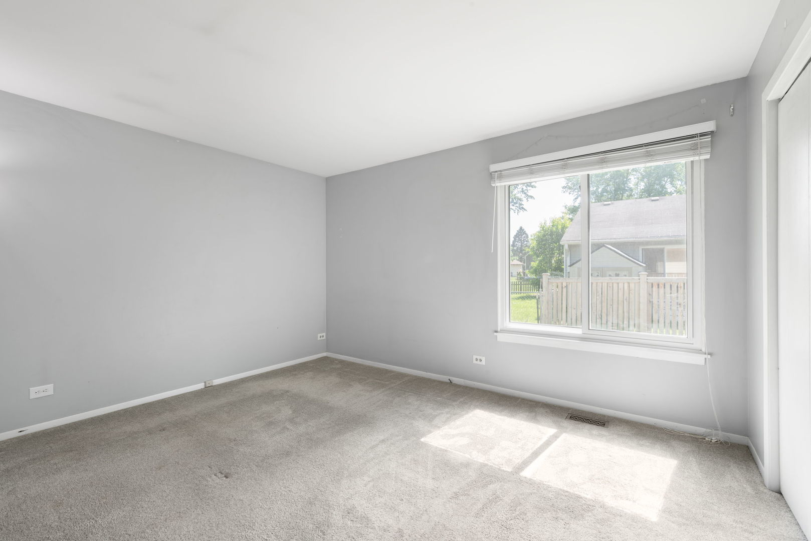 1944 Navarone Drive Naperville, IL 60565 - Photo 9 of 18