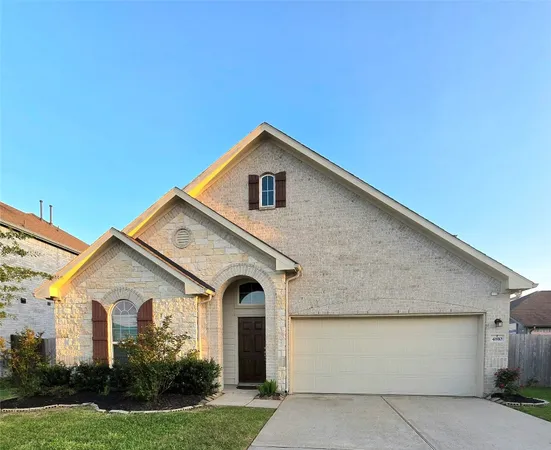 $2,800 | 4810 Goldeneye Drive, Baytown, TX 77521