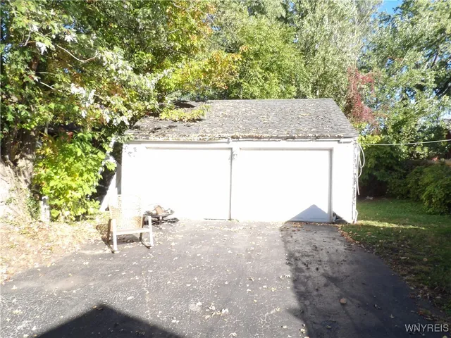 $169,900 | 2115 Union Road, West Seneca, NY 14224