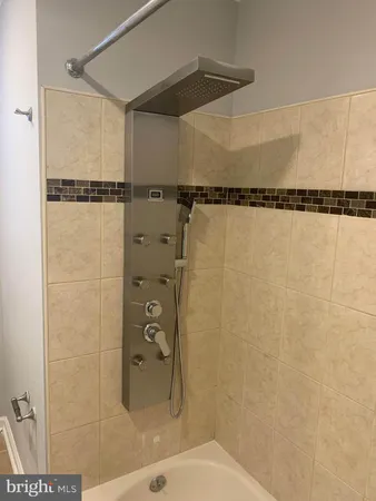 $1,250 | 6001-2 North 17th Street, Unit 309, Philadelphia, PA 19141