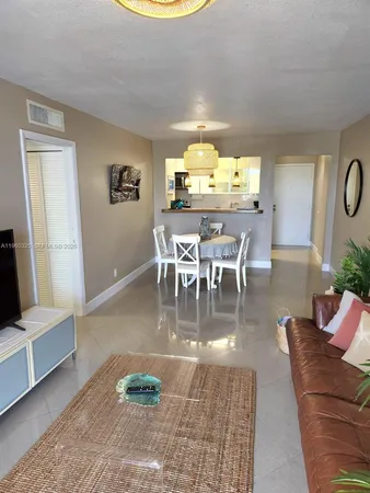 $2,450 | 88500 Overseas Highway, Unit 301, Islamorada, FL 33036