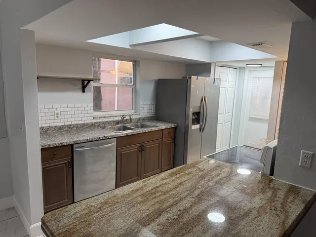 $3,100 | 4330 Northwest 80th Avenue, Unit N, Coral Springs, FL 33065