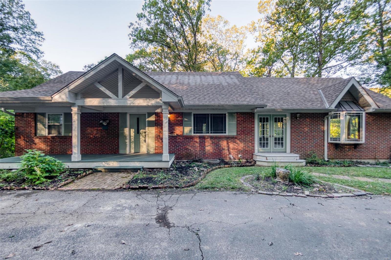 5190 Paradise Lane High Ridge, MO 63049 - Photo 1 of 52